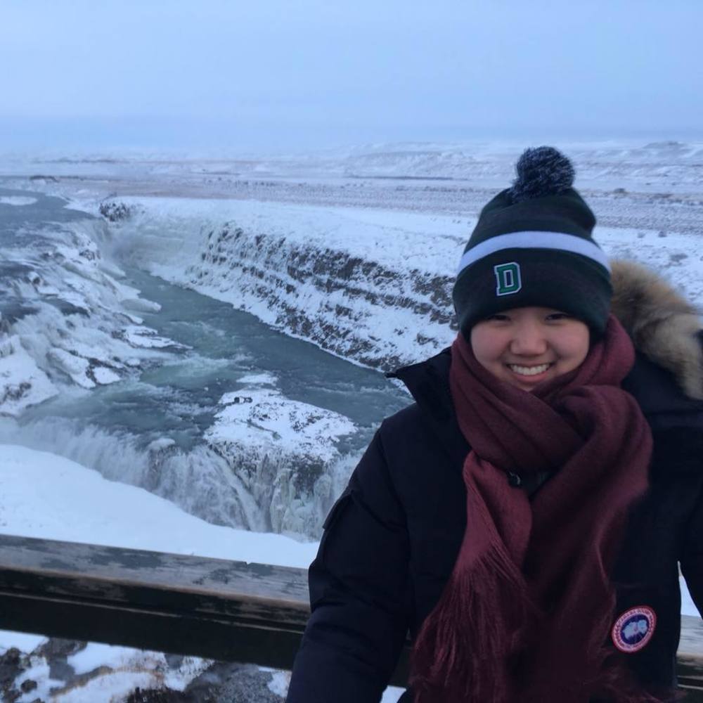 Meet your Posher, Lily